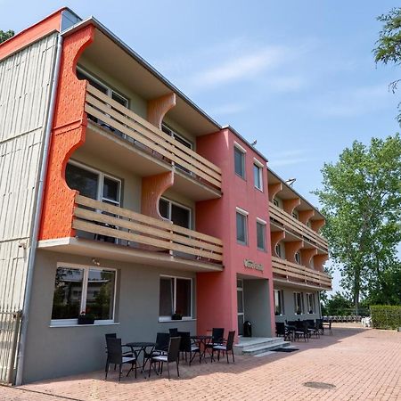 Rekreacne Stredisko Patince - Family Resort Zewnętrze zdjęcie