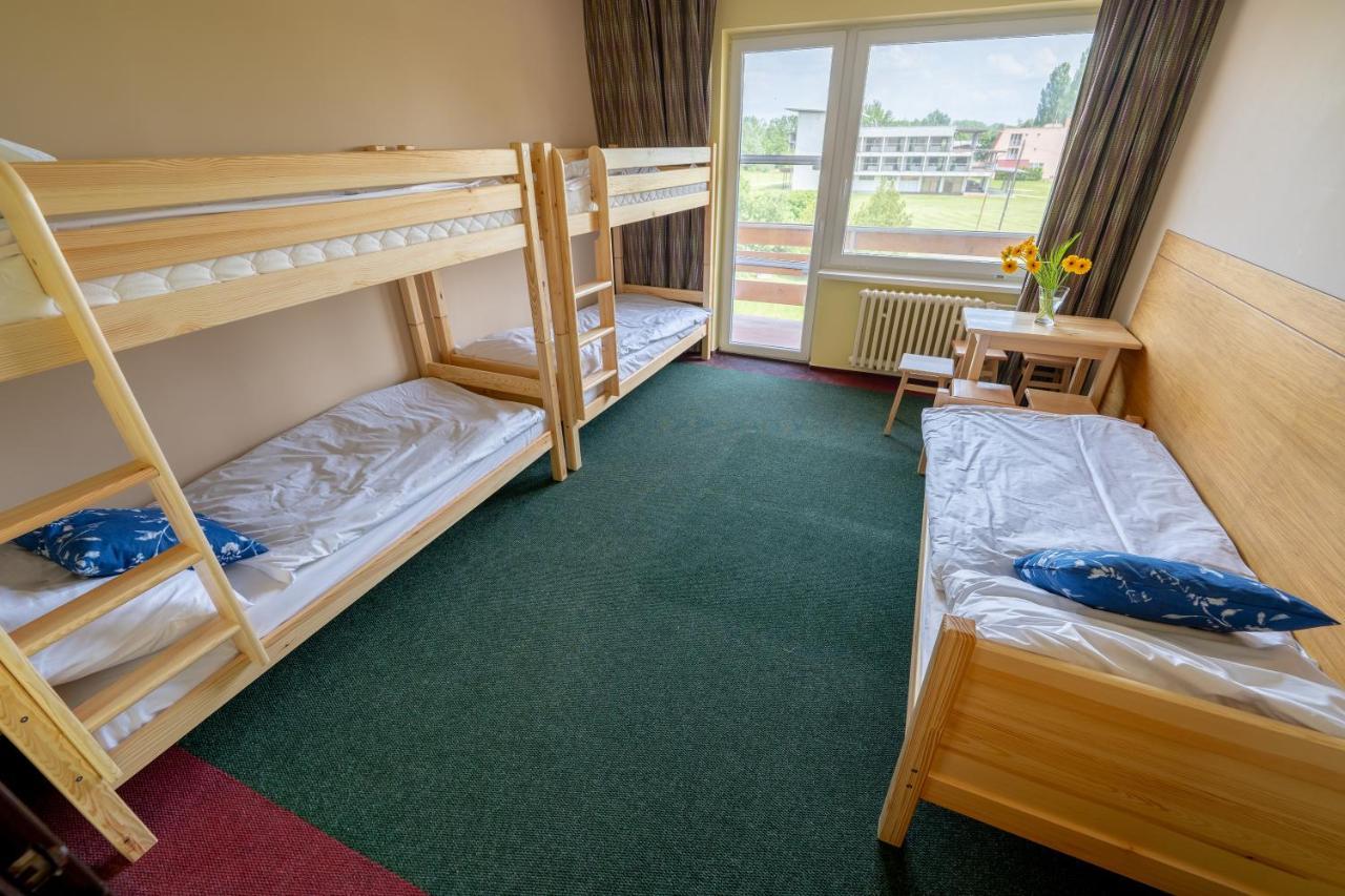 Rekreacne Stredisko Patince - Family Resort Zewnętrze zdjęcie