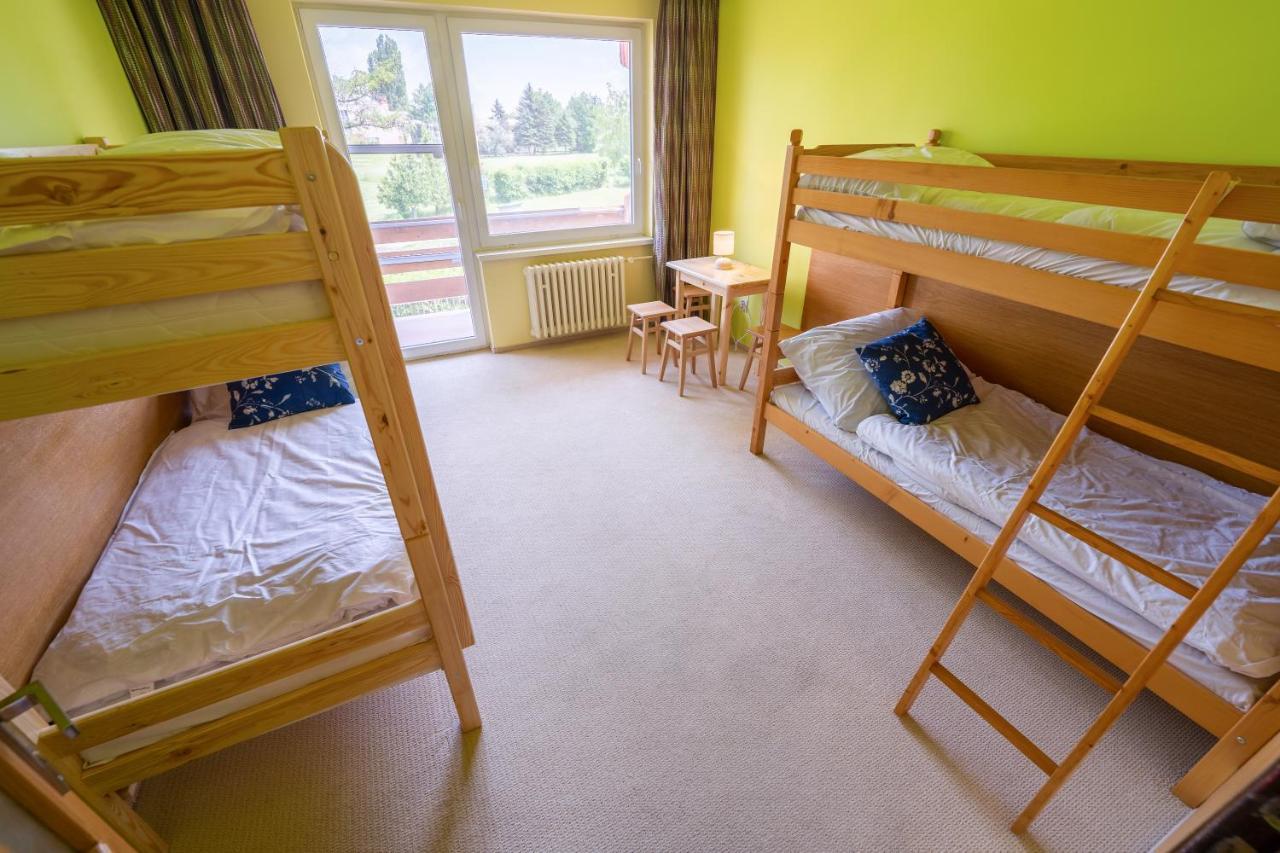 Rekreacne Stredisko Patince - Family Resort Zewnętrze zdjęcie