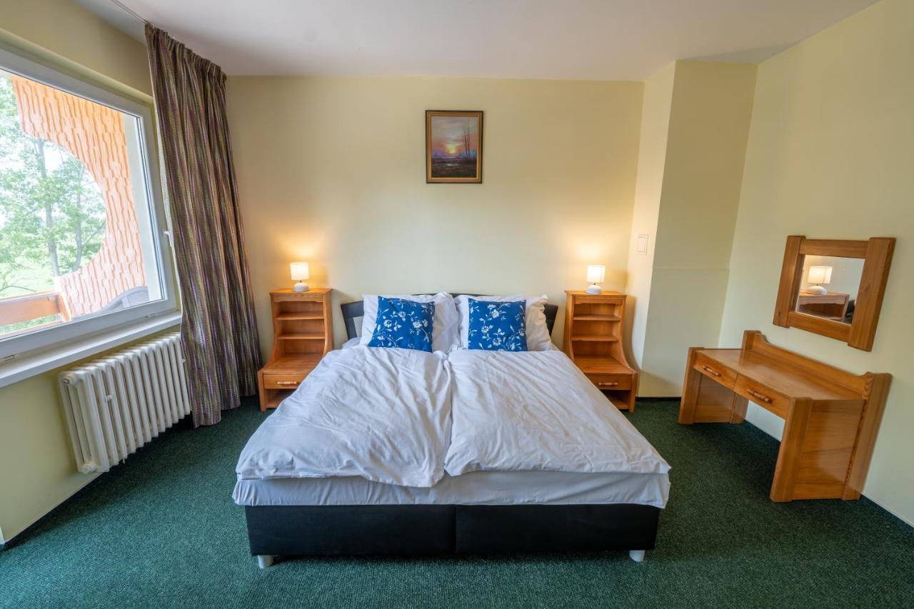 Rekreacne Stredisko Patince - Family Resort Zewnętrze zdjęcie